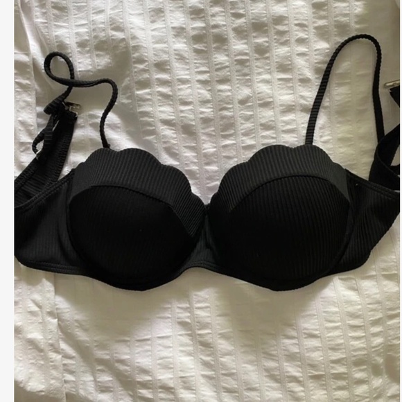 Solid Ribbed Scallop Detail High Waisted Bikini Swimsuit - Picture 7 of 10